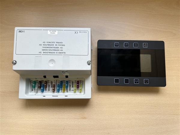CBE DS470 Fuseboard �) & PC380 Control Panel �)